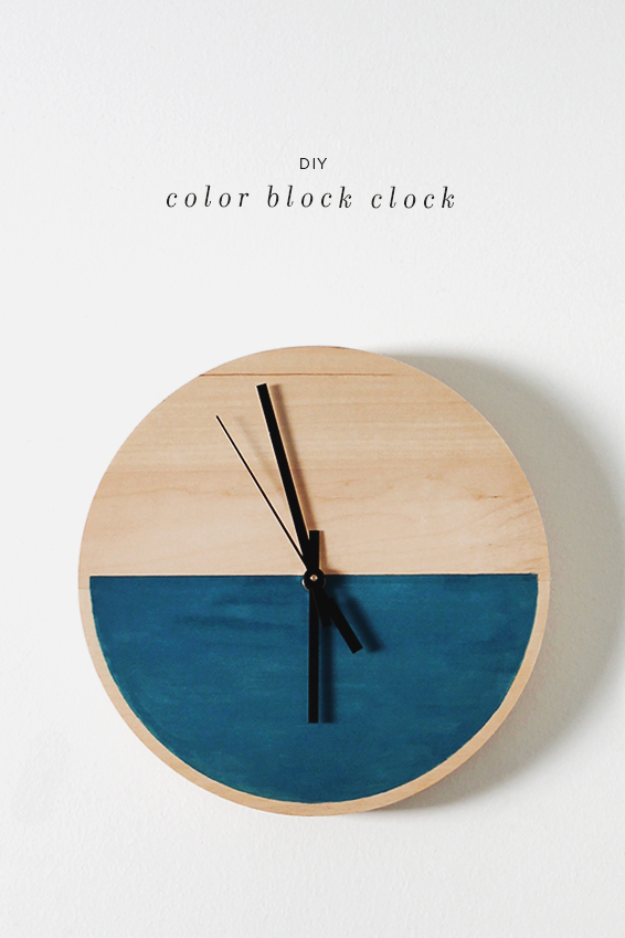 Color block clock