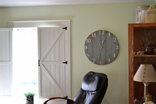 beautiful-diy-wall-clock-of-wood-scraps-2-500x333