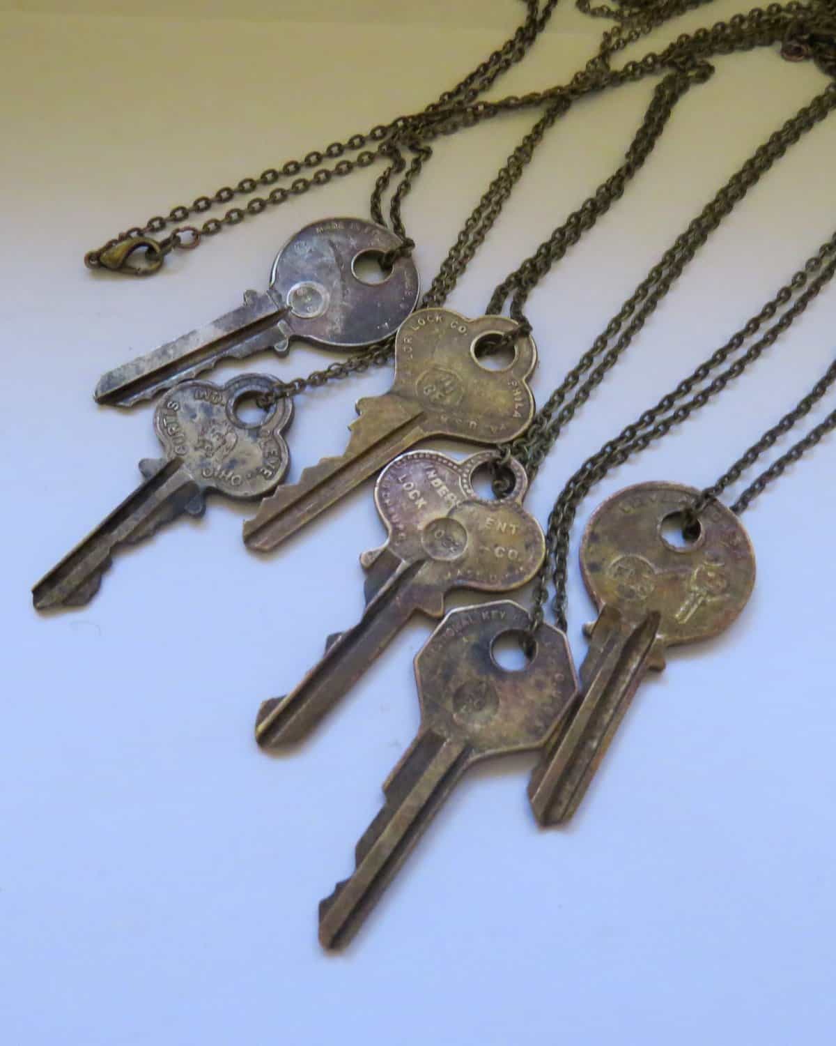 key chian necklaces
