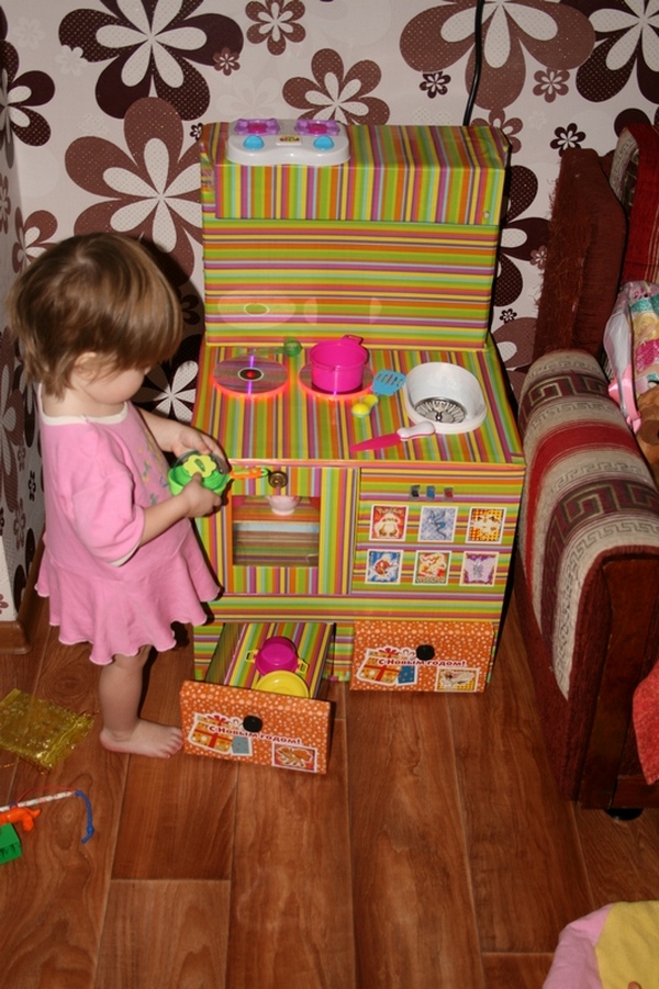 Детская кухня из картонных коробок, фото № 32