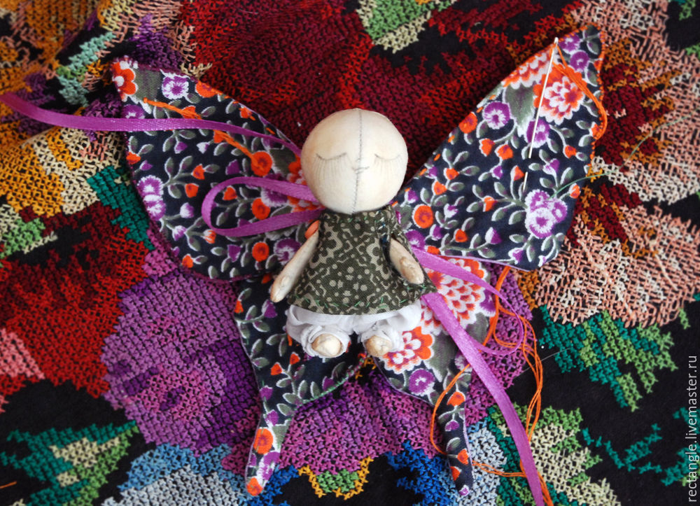 Мастер-класс по созданию текстильной куклы-броши, фото № 33