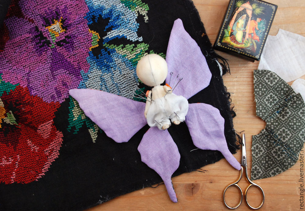 Мастер-класс по созданию текстильной куклы-броши, фото № 23