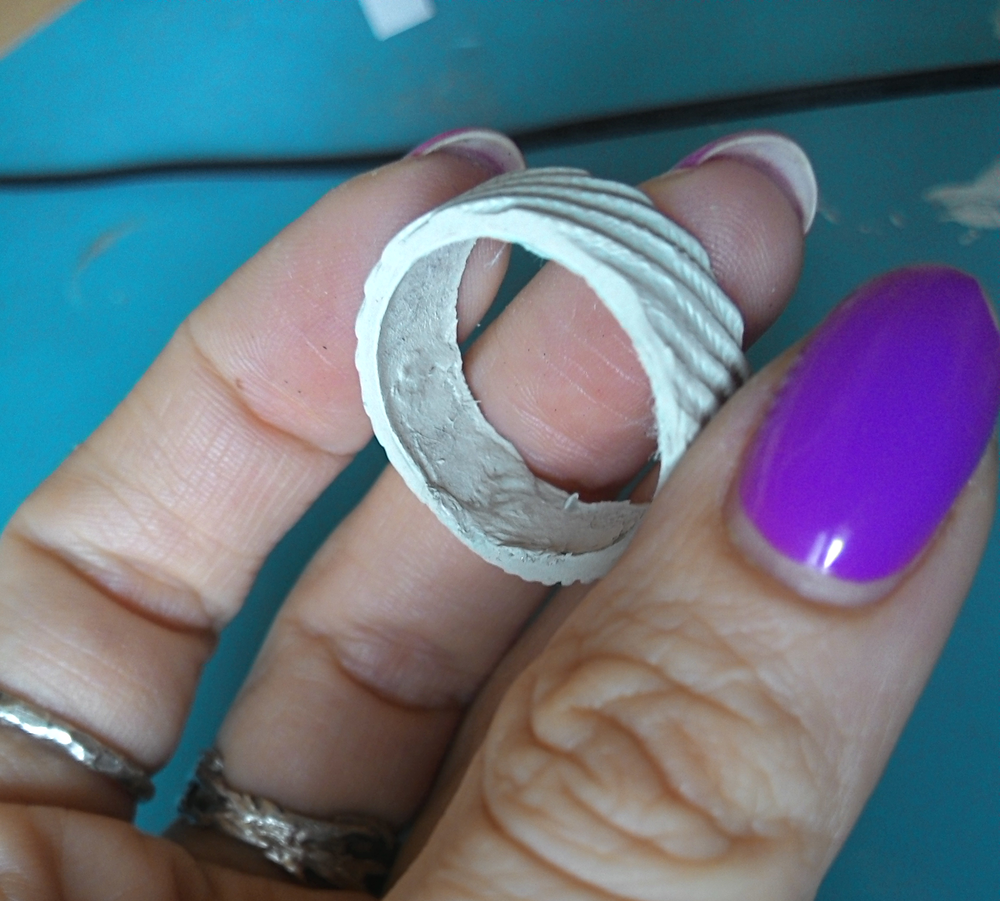 Как сделать из серебряной глины широкое кольцо с рельефом, фото № 28