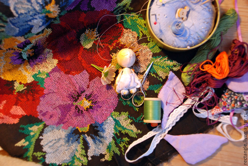 Мастер-класс по созданию текстильной куклы-броши, фото № 27