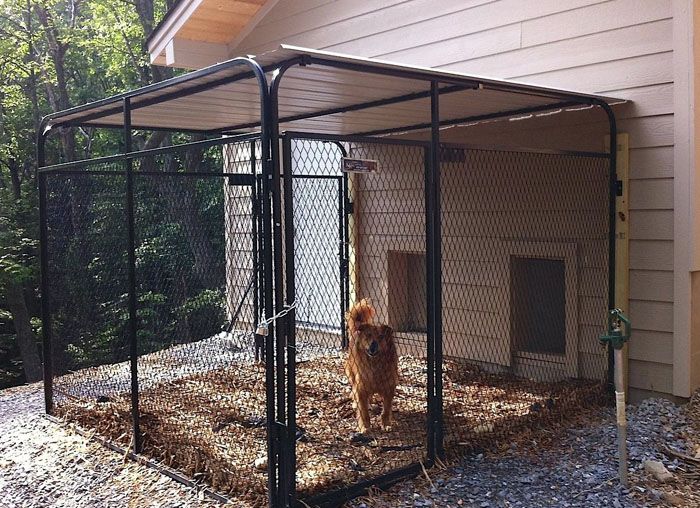 Ограда не только защитит ваших гостей от лишнего внимания пса, она убережёт его от нежелательных контактов с другими животными, которые могут принести опасную инфекцию