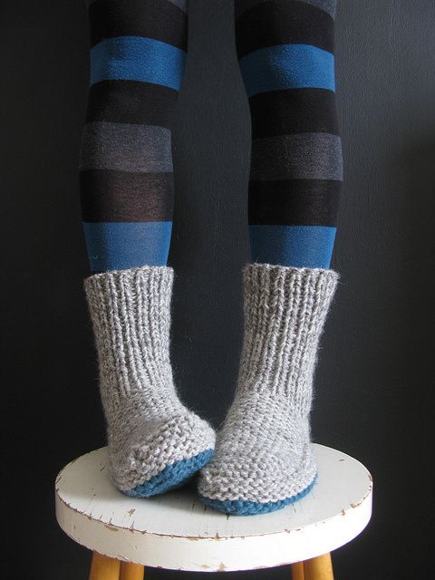 Nola Slippers Free Knitting Pattern