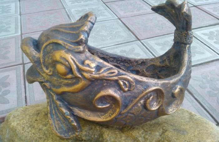 Декоративная фигурка из папье-маше в виде сказочной рыбки