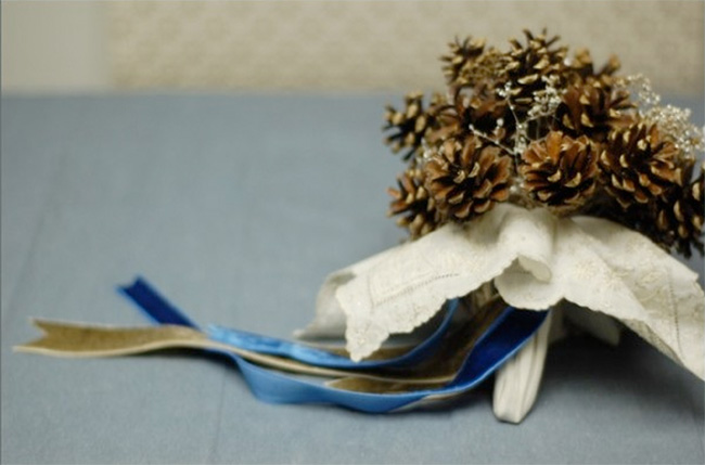 Bridal bouquet made of glittered pine cone bouquet 