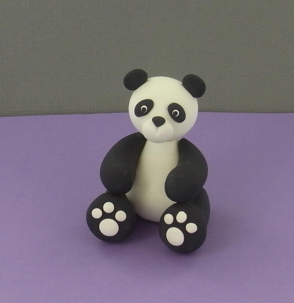 панда из пластилина